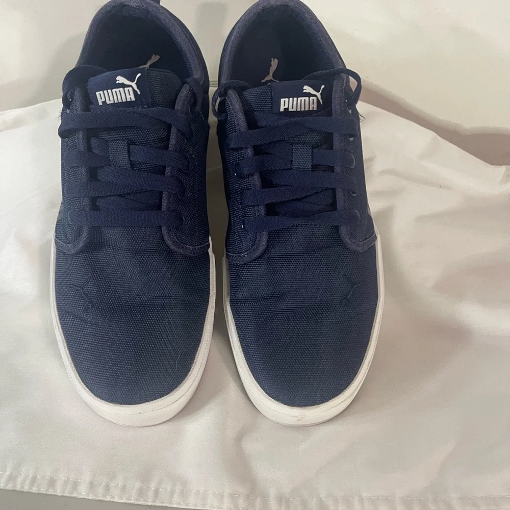 Puma Men's Deep Blue Sneakers